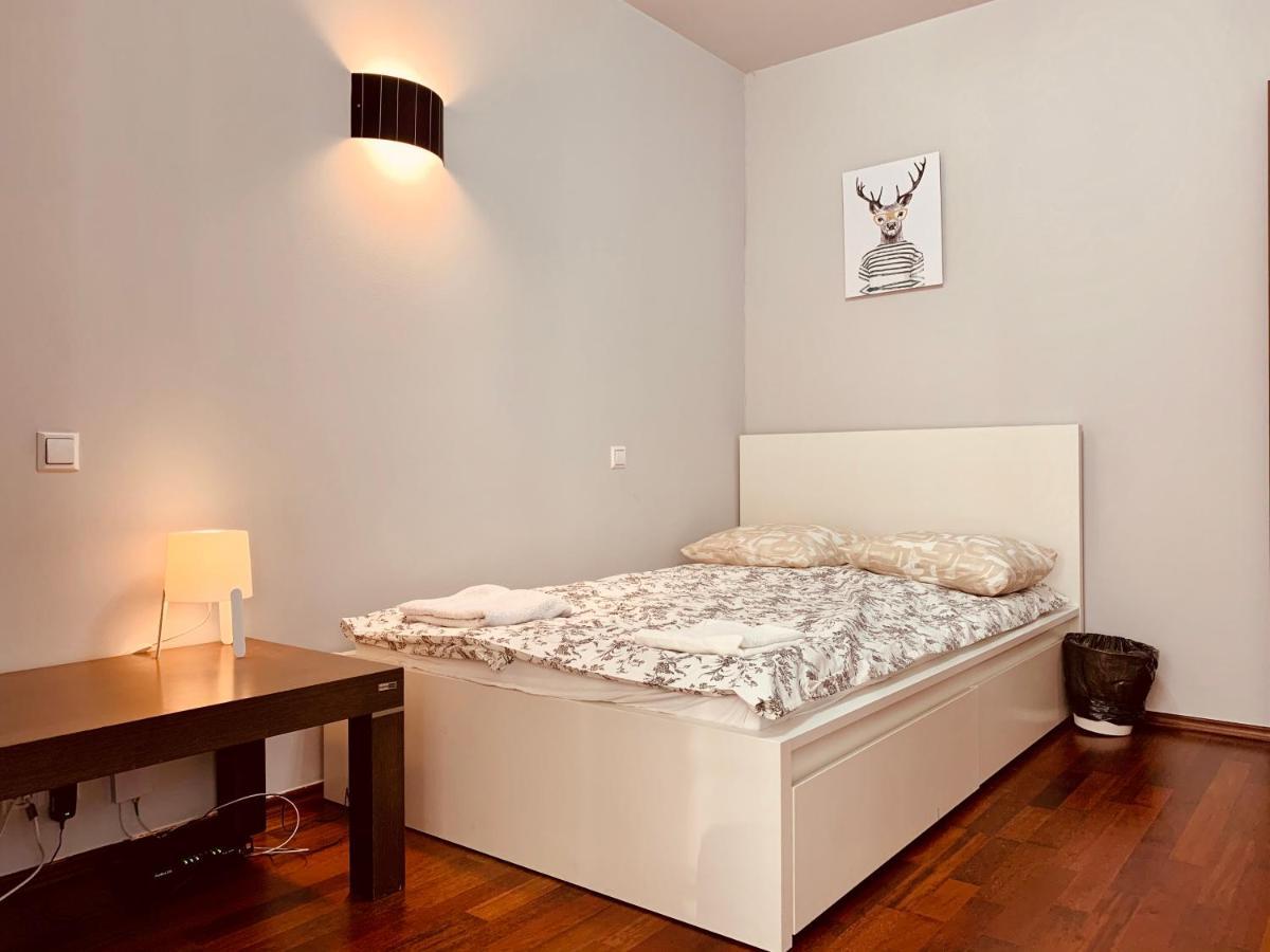Krowoderska Apartment คราคูฟ ภายนอก รูปภาพ